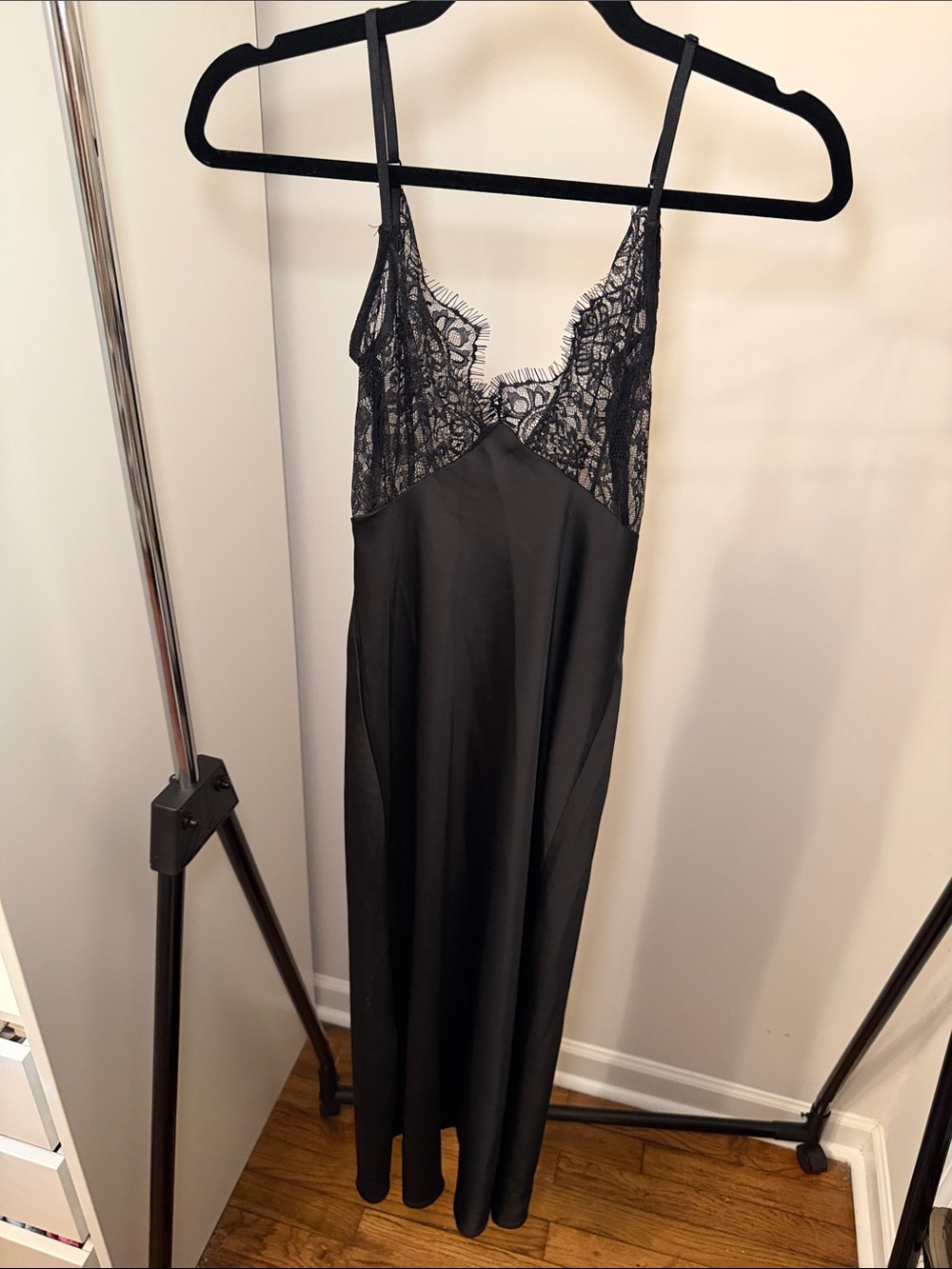 Black Lace-Trim Midi Slip Dress with Delicate Straps